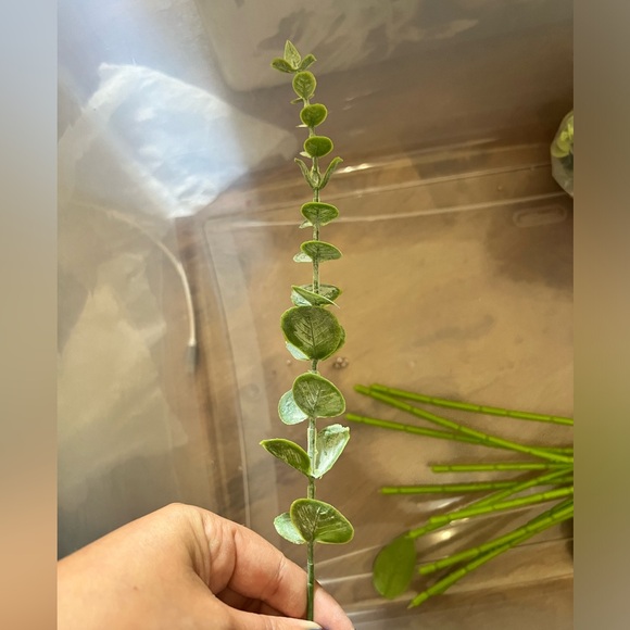 Artificial greenery - Picture 2 of 3